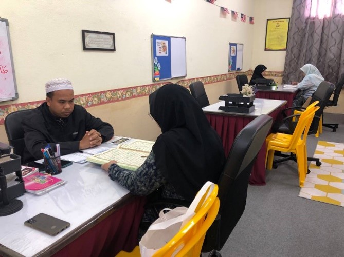 Kelas Mengaji Individual - Sesi pembelajaran satu-ke-satu